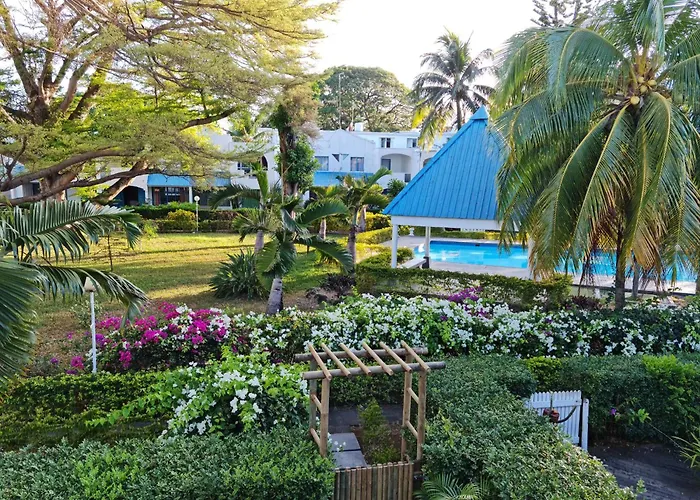Bungalow 3 Bedrooms, Garden, Beach