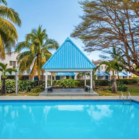 3 Bedrooms, Garden, * Flic-en-Flacq